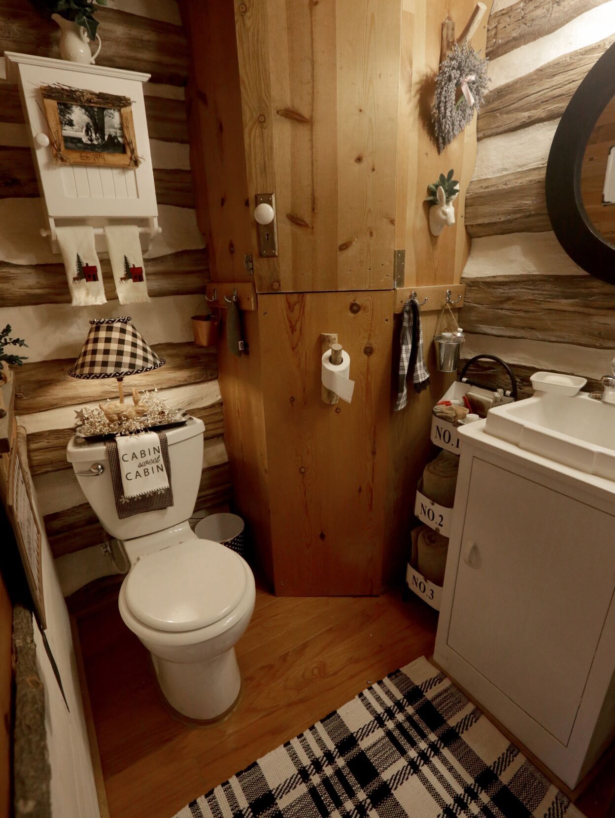 At Home with Allie and Jim Wright in Silex